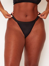 String Sunnie : Jet Black